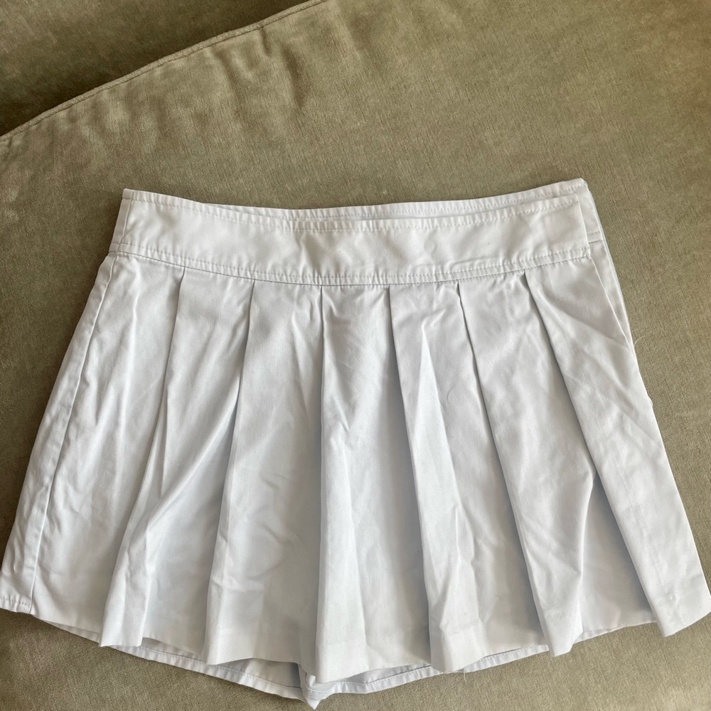 Aritzia light blue cotton pleated mini SKORT